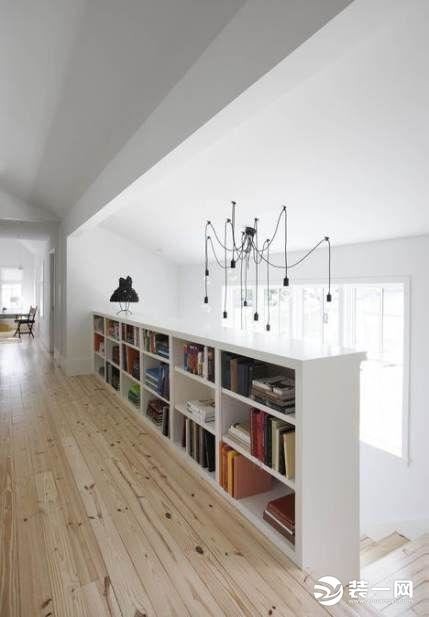 百色装修网为你偷空间式楼梯下空间利用做书房