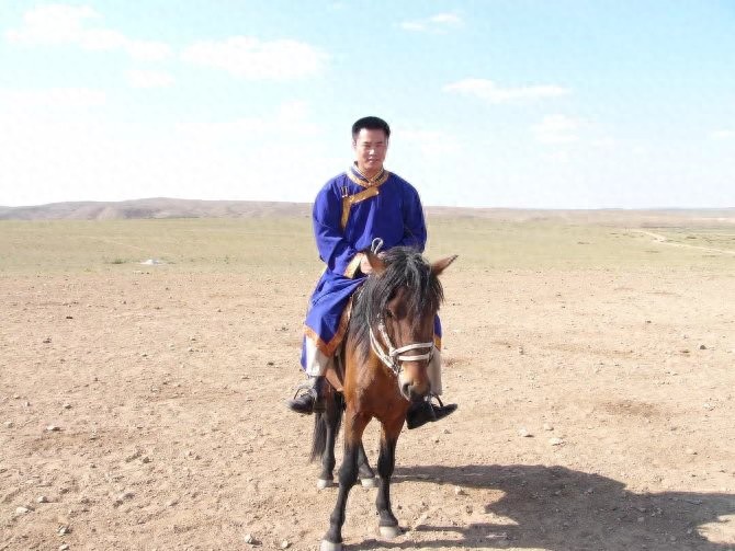 大家好我是来自内蒙古通辽的装修工长敖翔