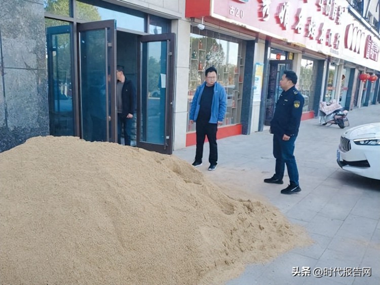 罗山县丽水街道：整治店铺装修乱象提升整体城市形象