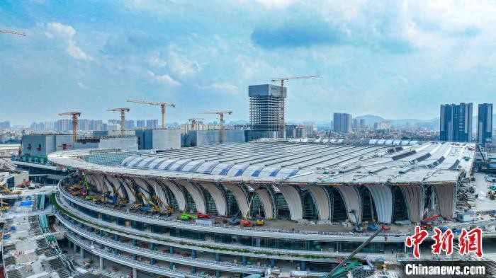 中铁建工广州白云站项目建设有序推进已进入装饰装修阶段